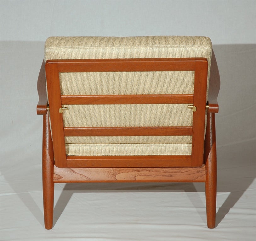 Pair of Hans Wegner GE270 Arm Chairs 4