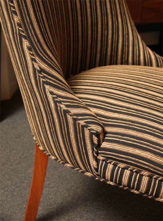 Sleek Tailored 1940s Slipper Side Chairs 3