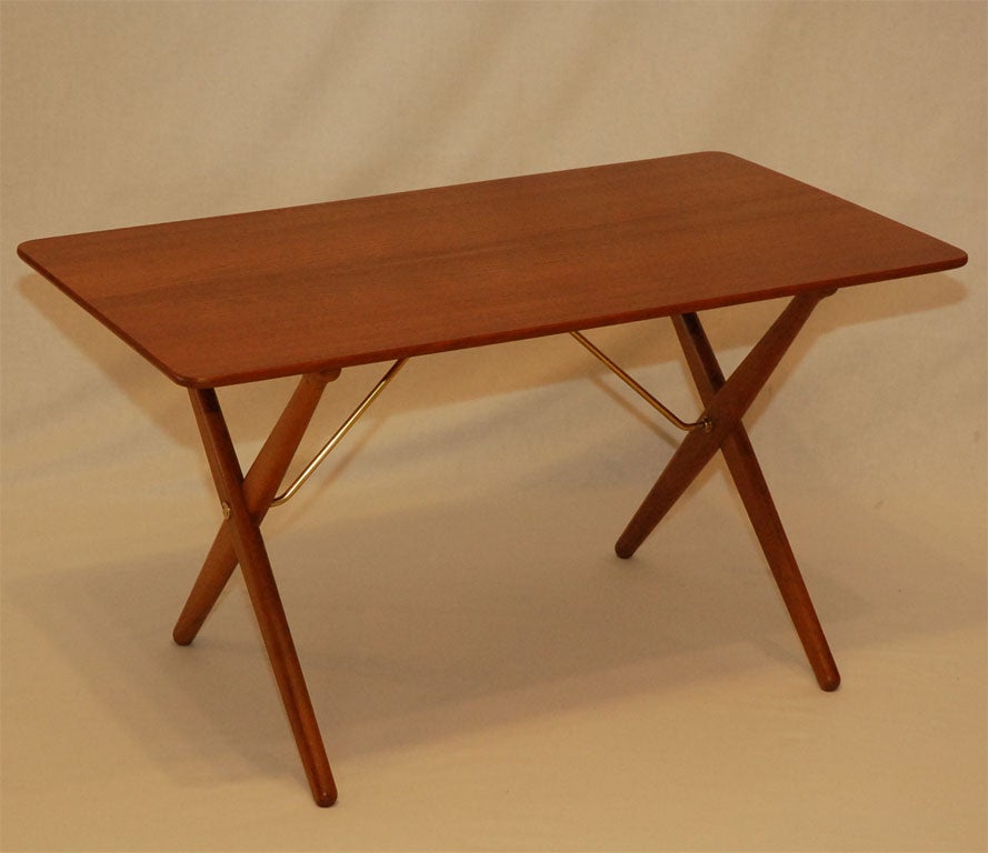 Hans Wegner  AT-308 Side Table