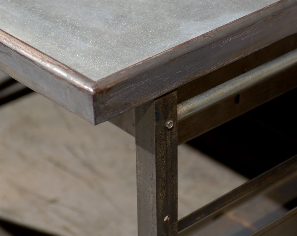 Old metal desk  from french post office In Good Condition In New Jersey City, NJ