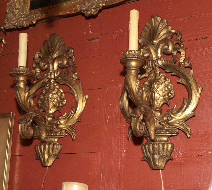 Pair of Italian Gilt wood Sconces