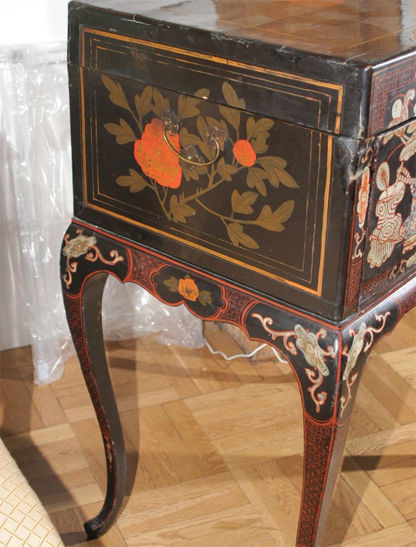 20th Century An Antique Chinese Style Lacquer  Cabinet Desk