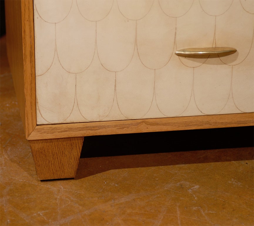 20th Century English Oak 6 Drawer Chest with Fish Scale Vellum Fronts