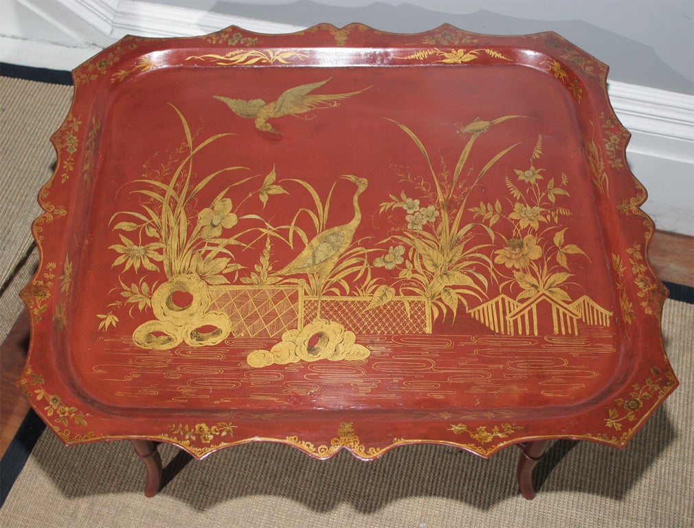 Tin Regency Period Shaped Red Tole Tray with Gold Chinoiserie Decoration, circa 1820 For Sale