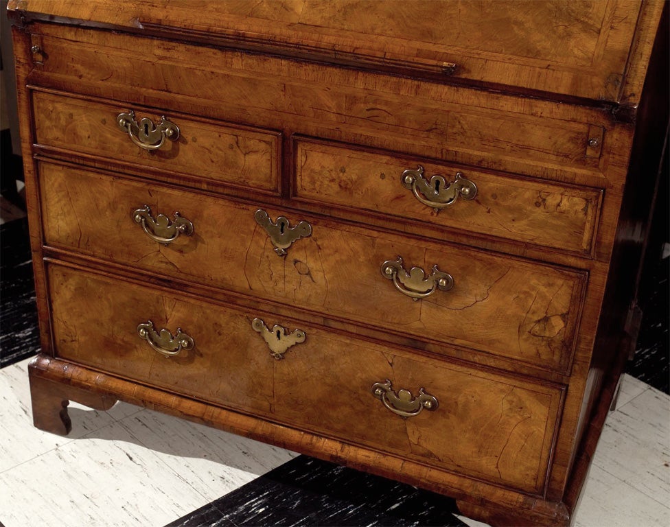 George II Walnut Slant Front Bureau Bookcase / Secretary In Excellent Condition For Sale In Woodbury, CT