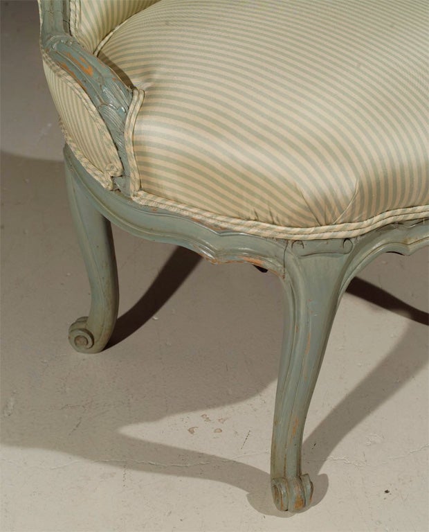 Petite Slipper Chair