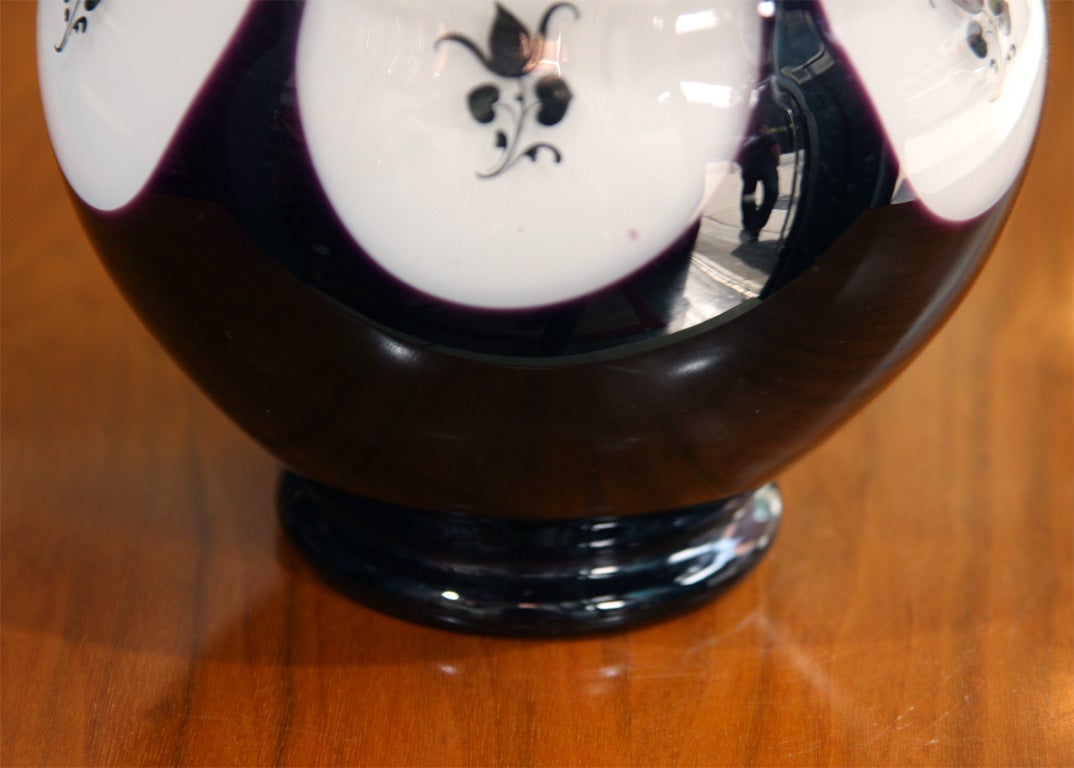Glass Vase by Michael Powolny, Austrian 1920 For Sale 2