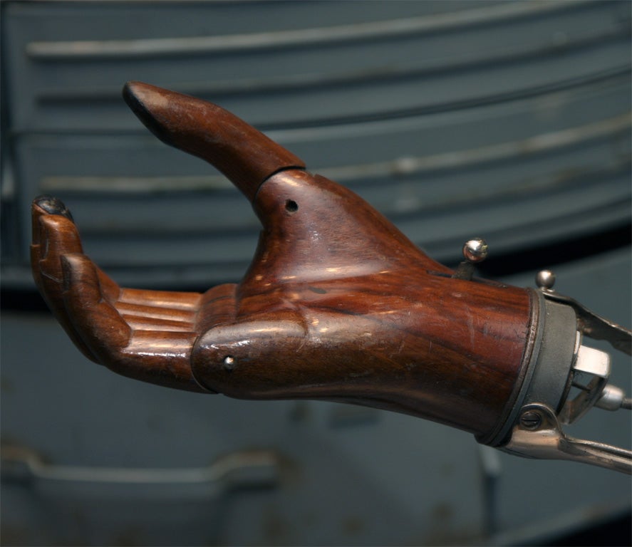 Early Prosthetic Hand 2
