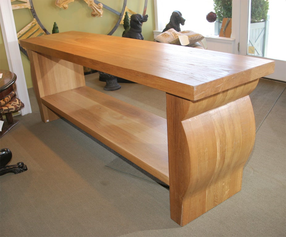 IMPRESSIVE MINIMALIST OAK CONSOLE TABLE