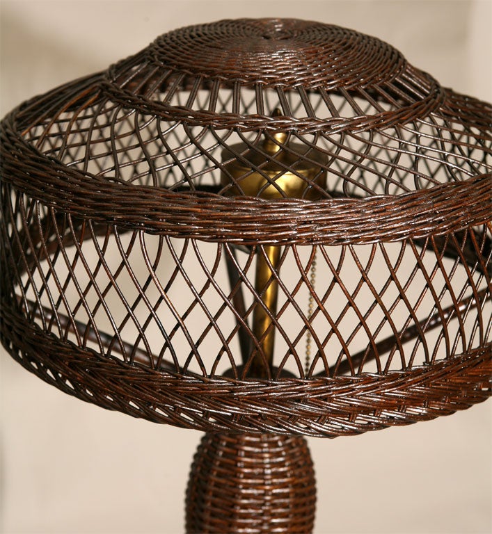 American NATURAL WICKER TABLE LAMP