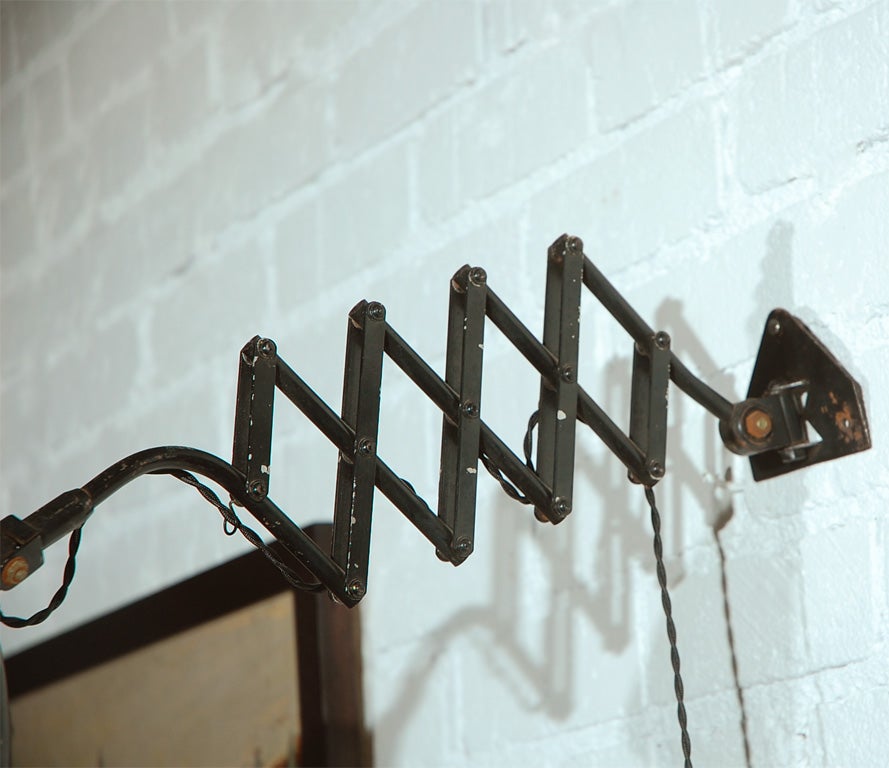 Industrial Black Metal Wall Sconce 1