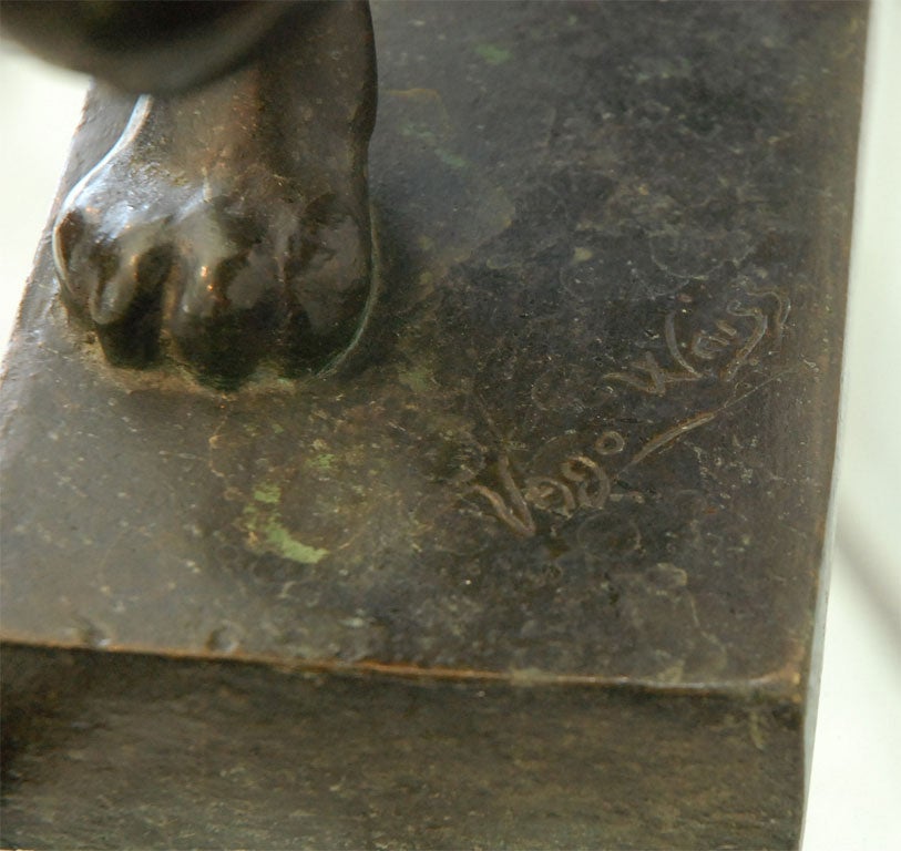 Milieu du XXe siècle Panthère Art Déco en bronze patiné signée Vago-Weiss