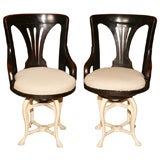 Swiveling Classical Industrial Chairs