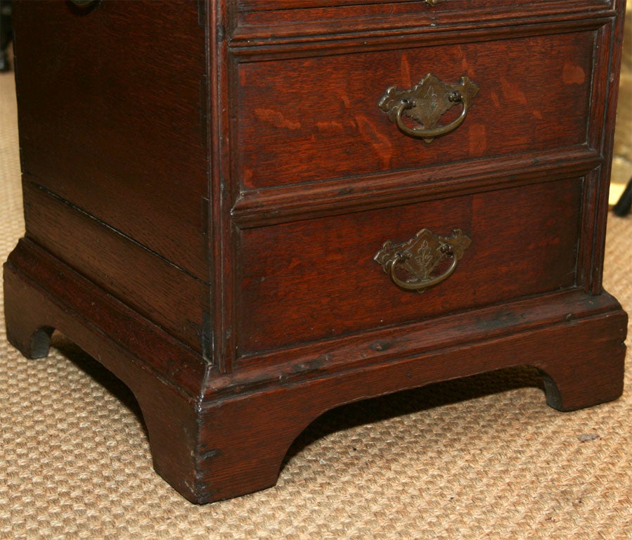 17th c. English Diminutive Oak Lidded Cellarette