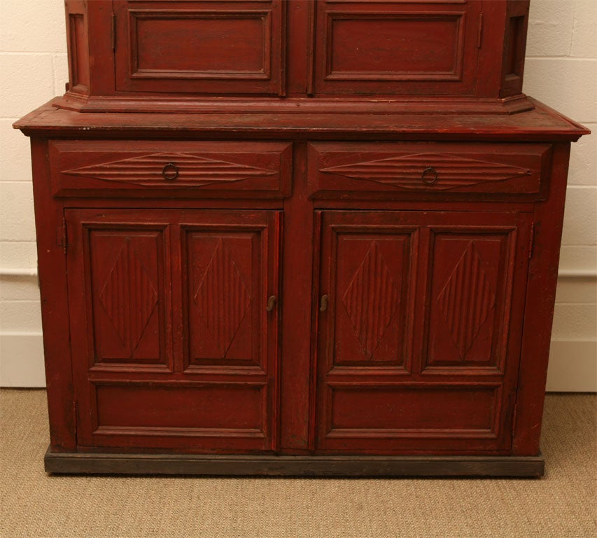 Wood Painted Swedish cabinet with 4 doors and 2 drawers