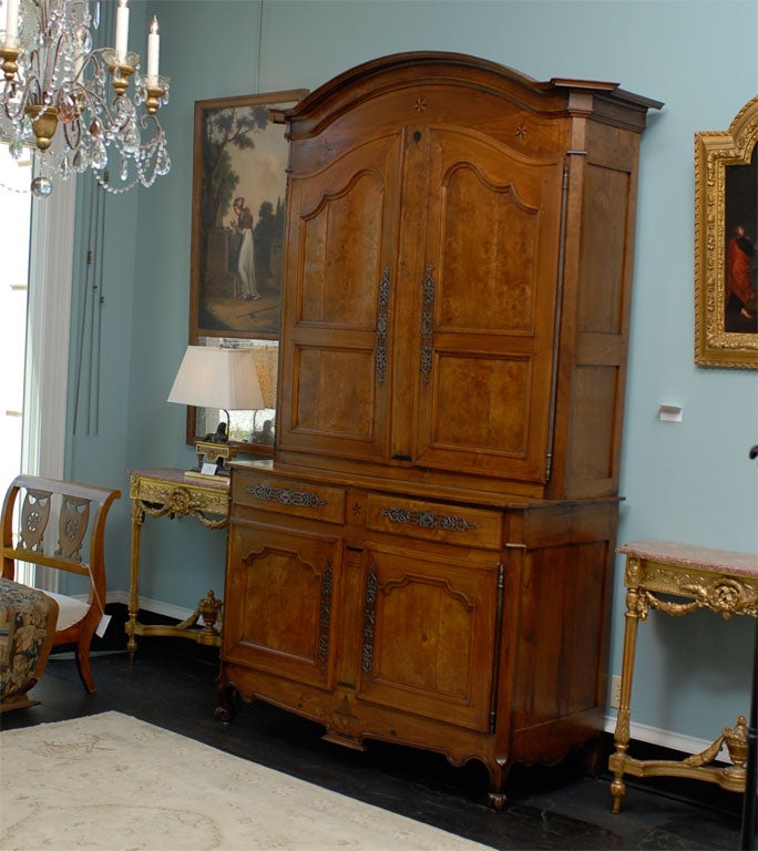 18th Century Louis XV Buffet Deux Corps