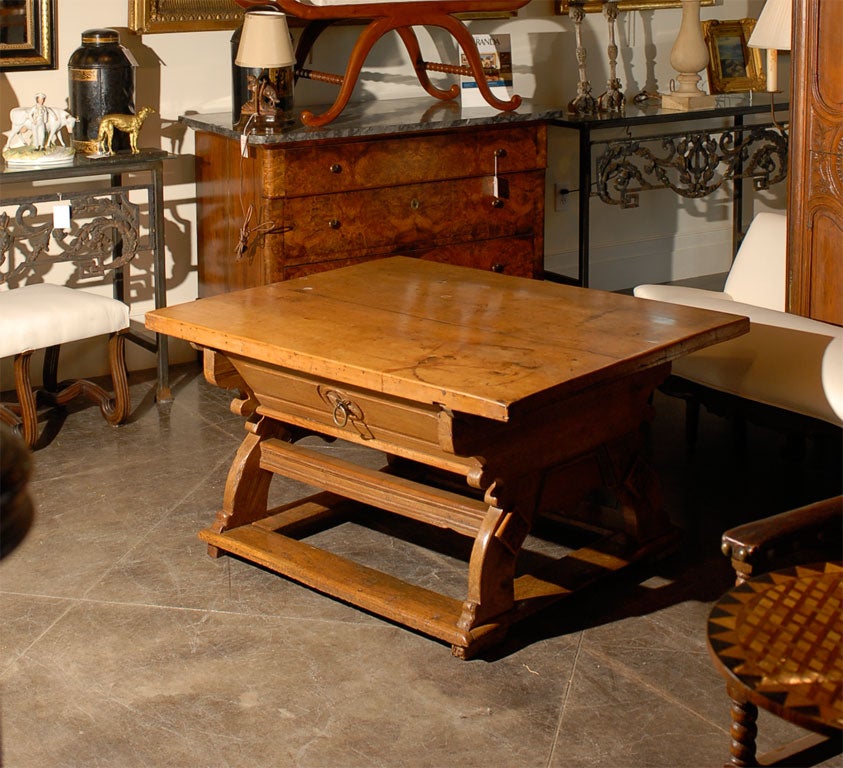 very large Alpine Table