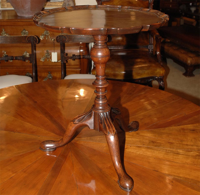 A rare George III Chippendale pie crust wine table, England circa 1780.