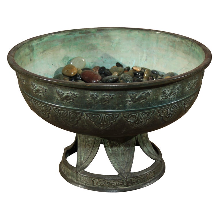 Japanese Finely Cast Bronze Mizu-bachi or Water Vessel Bowl For Sale