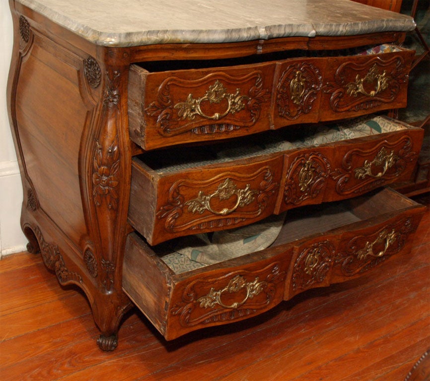 French PERIOD REGENCE COMMODE For Sale