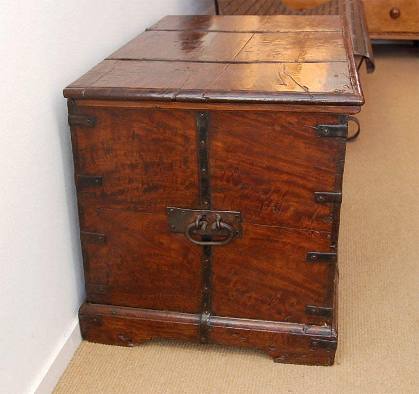 19th Century Anglo-Indian Teak Tea Chest or Trunk In Good Condition In East Hampton, NY