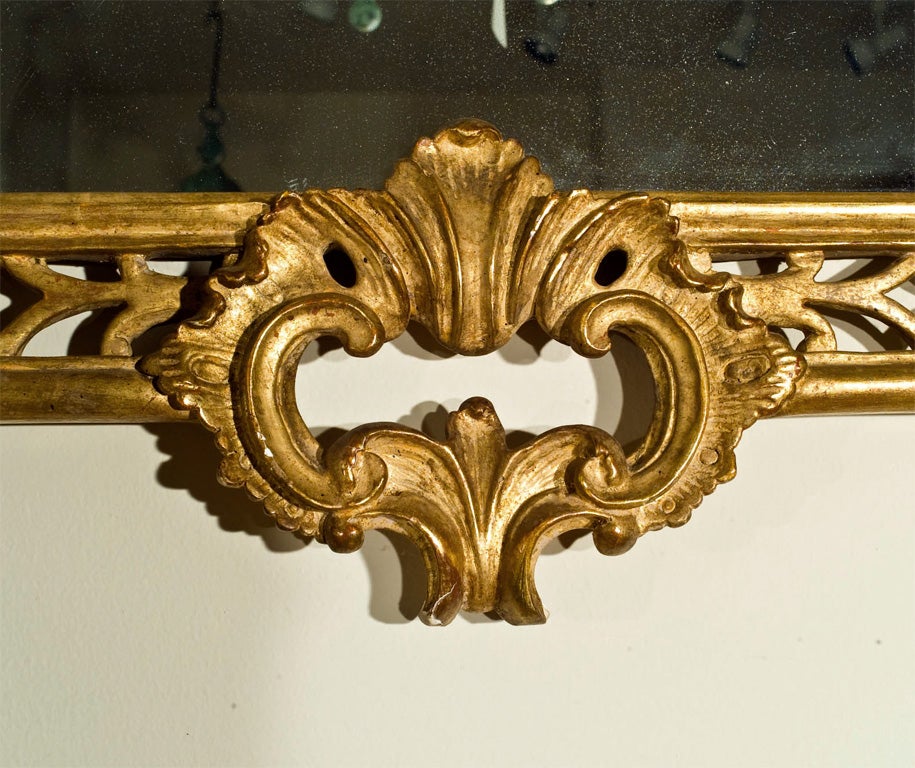 English A Gilt Regency-Style Chinoiserie Mirror For Sale