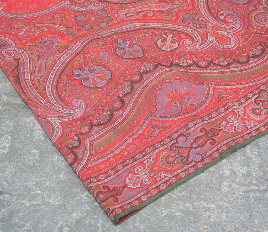 19th century 11 foot  Paisley Shawl In Excellent Condition In Water Mill, NY