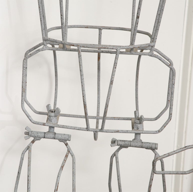 1940's Wire Mannequin 4