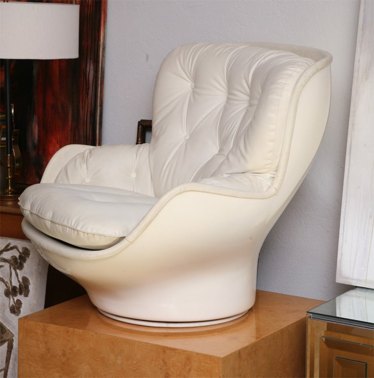 Fiberglass Fiberglas Swivel Chair by Cesare Casati