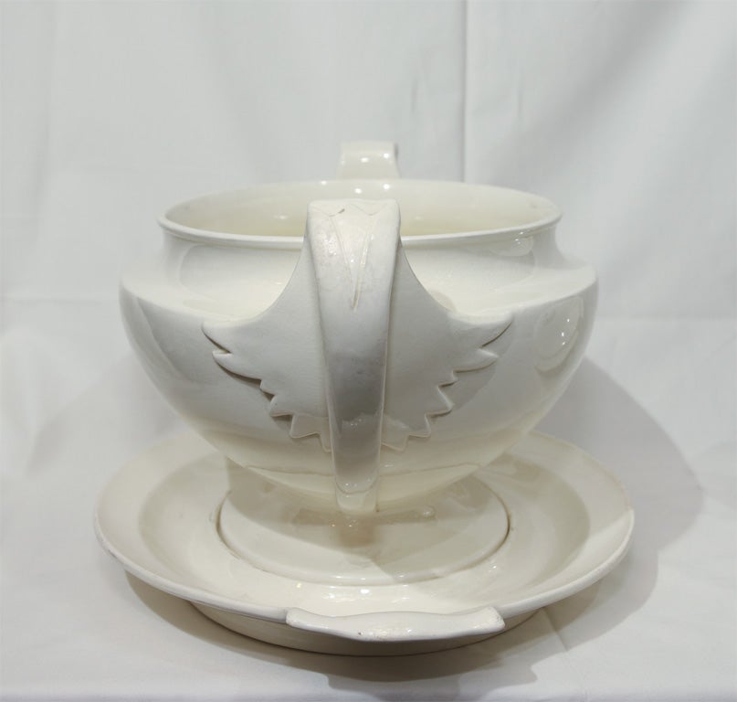 Large Spode Antique Creamware Tureen In Good Condition In Katonah, NY