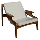 FAB MODERN SCULPTED WOOD ARM CHAIR FAB MODERN SCULPTED WOOD ARM CHAIR