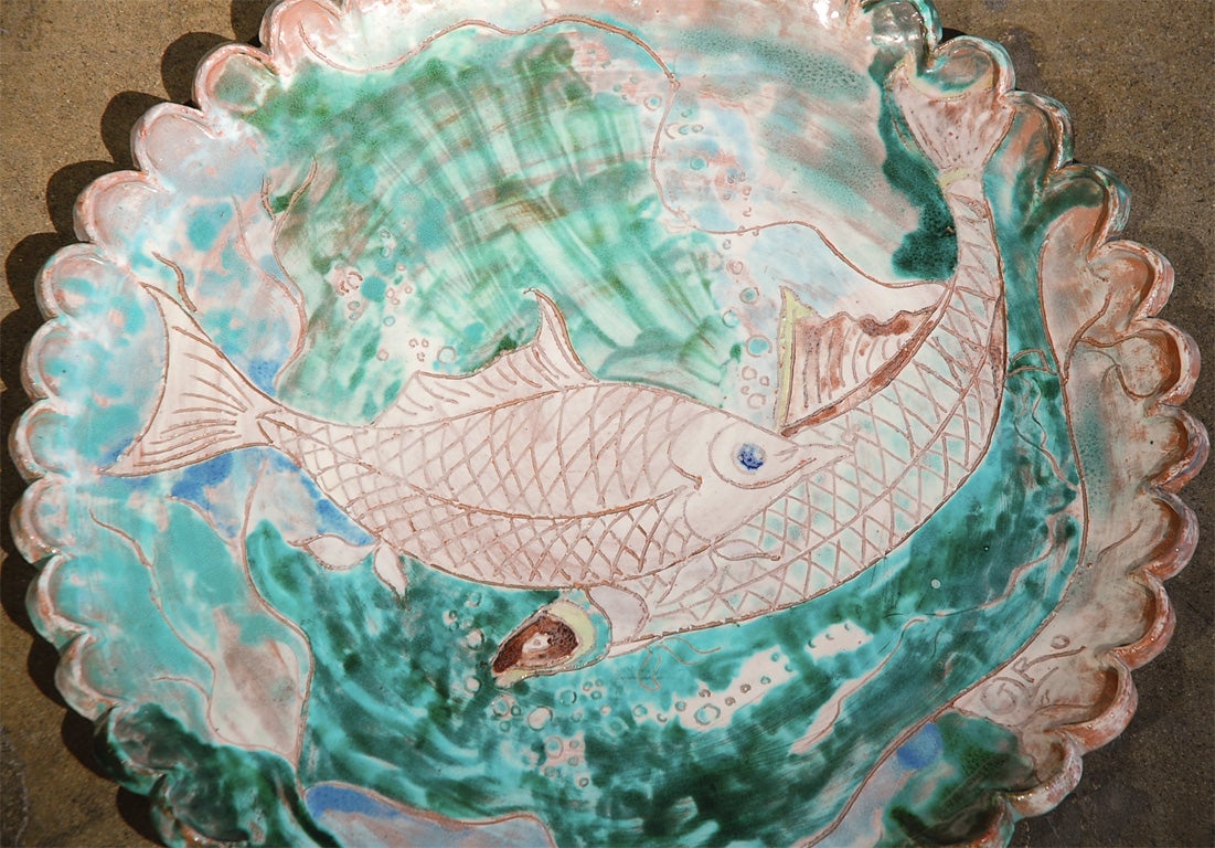 Large Italian Platter with Fish In Excellent Condition For Sale In Los Angeles, CA