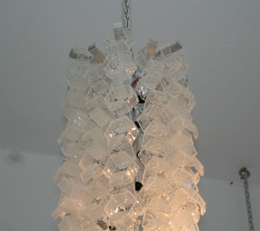 Italian Glass Chain Link Chandelier by Mazzega For Sale 2