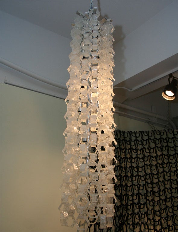 Italian Glass Chain Link Chandelier by Mazzega For Sale 6