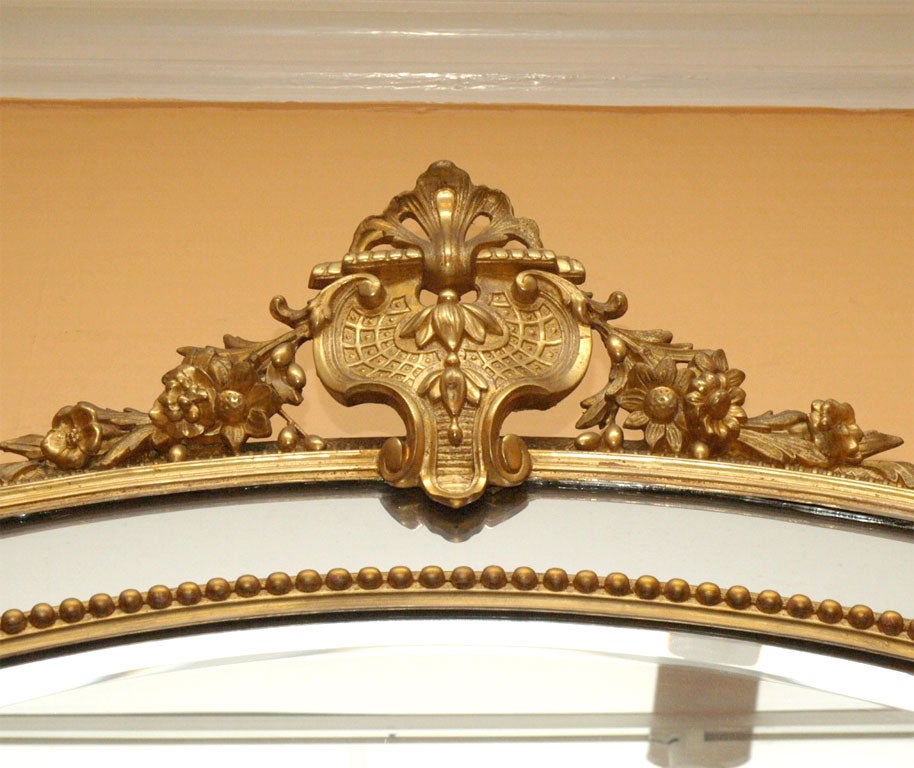 Antique French gold leaf and bevelled glass mirror. In Good Condition In New Orleans, LA