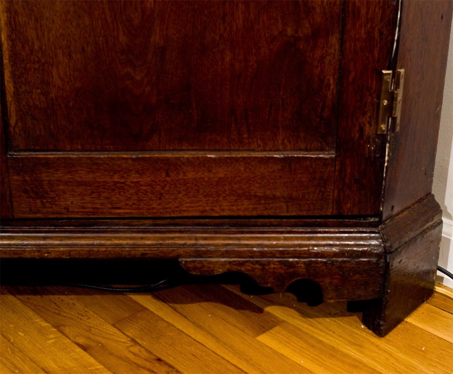18th Century Chippendale Solid  Walnut Corner Cabinet 1