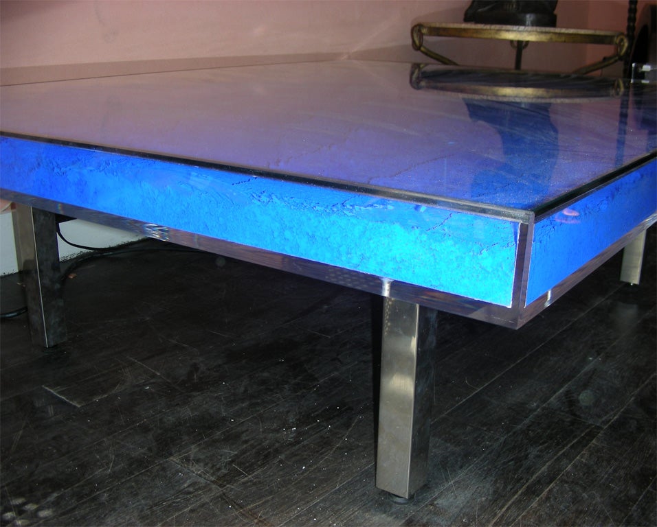 Rare Modern Coffee Table with Paint Pigments by Yves Klein For Sale 3