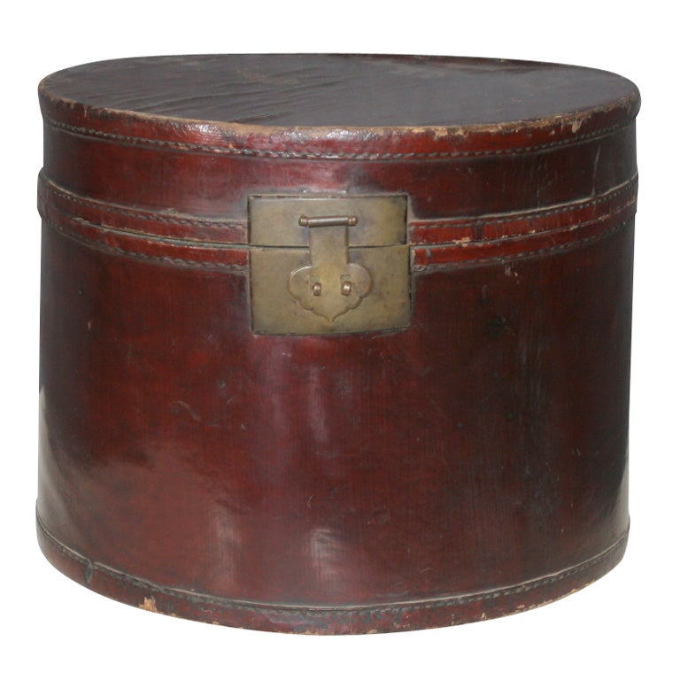 antique leather hat box For Sale