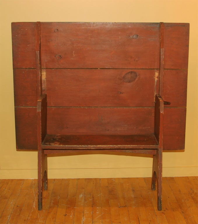 Early 19th-Century New England Hutch Table For Sale 1