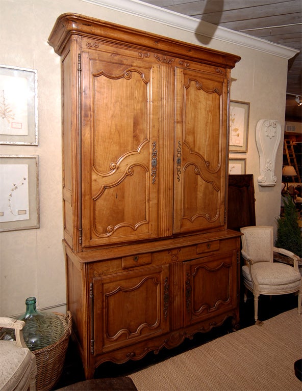 French Provencial Buffet Deux Corps