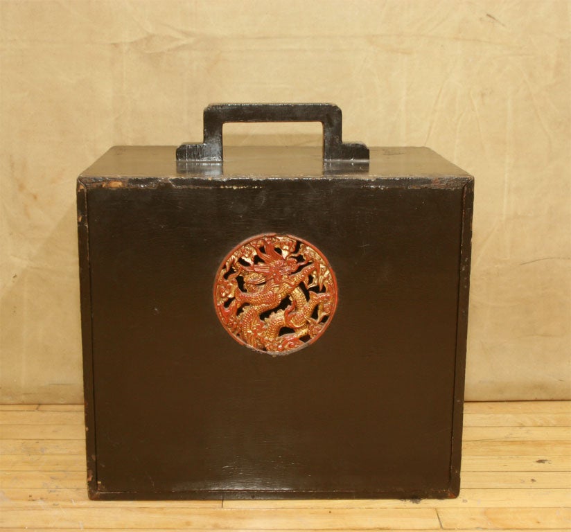 Chinese lacquer box