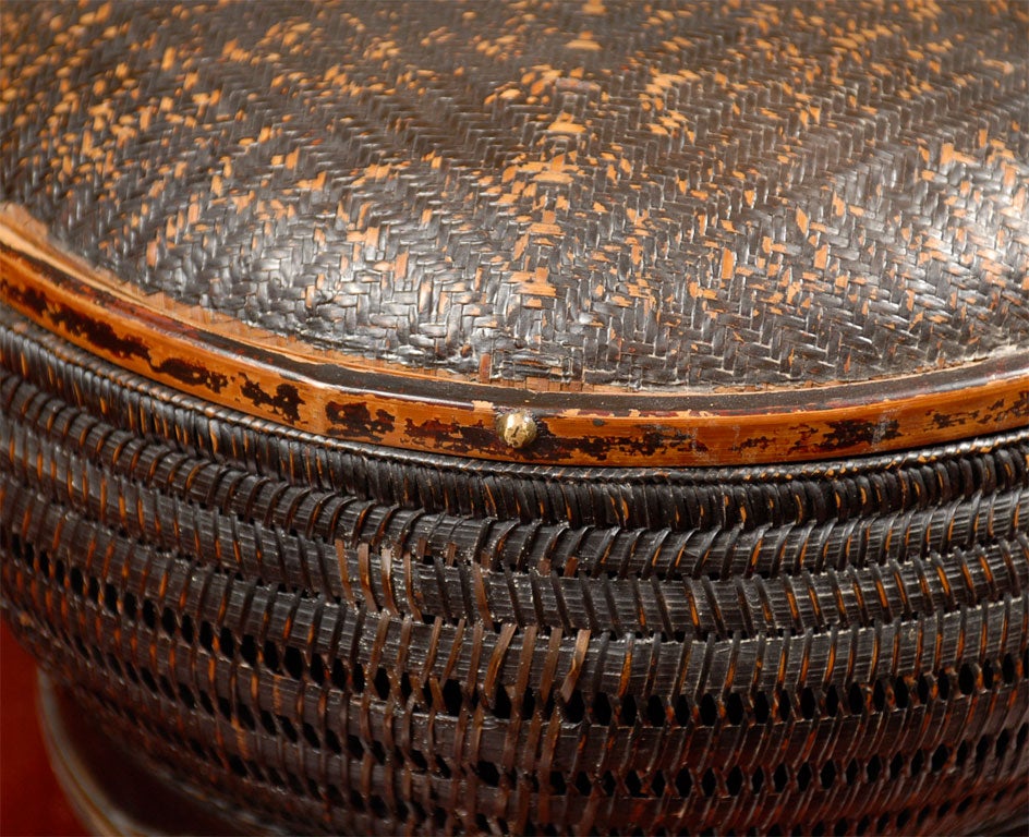 19th Century Black Asian Rattan Bread Basket with Tall Handle 3