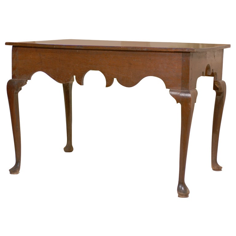 Late 18th Century Irish Oak Serving Table For Sale