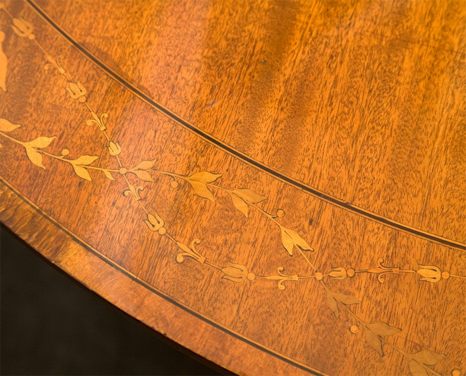 19th Century English Centre Table Inlaid with 12 Signs of the Zodiac 3