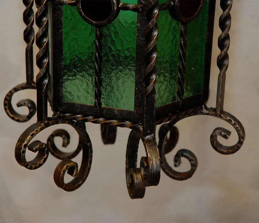 Mid-20th Century Pair of Wrought Iron Lanterns For Sale