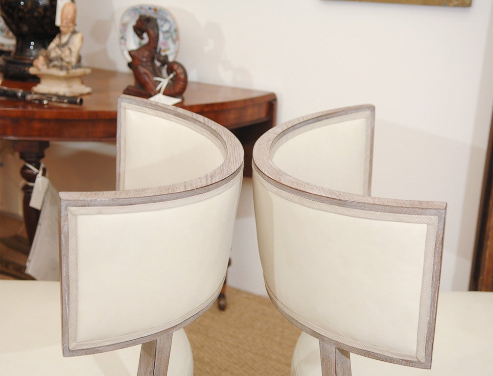 Pair of Hollywood Regency Style Klismos Chairs 1