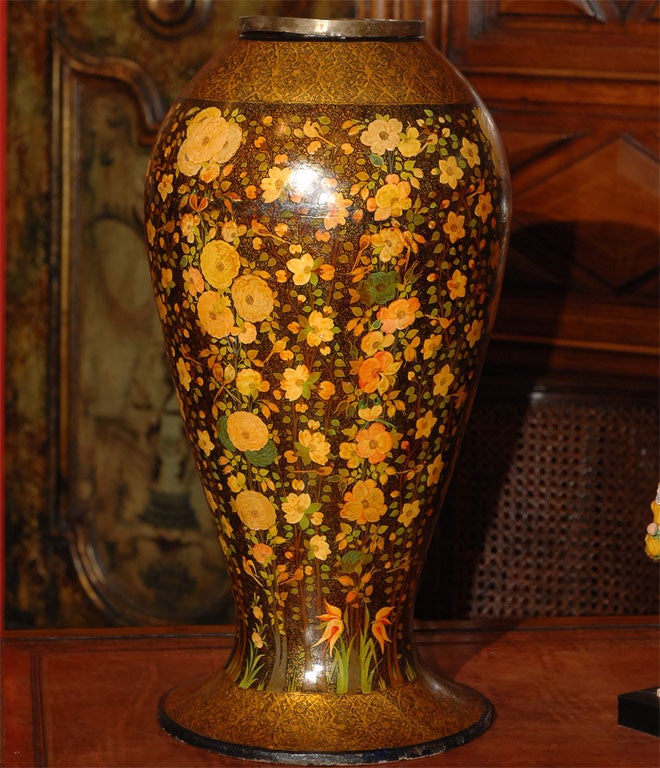 Kashmiri Vase In Good Condition In San Francisco, CA