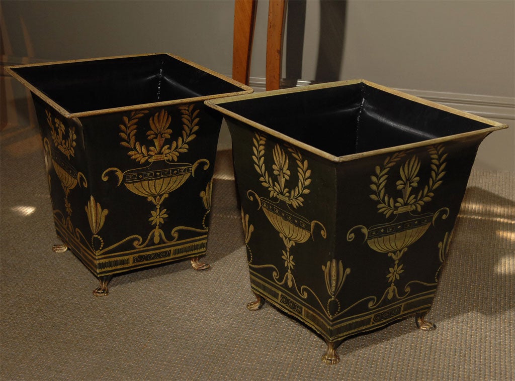 Mid-20th Century A Gracious Pair of Neoclassical Style Tôle Jardinières For Sale