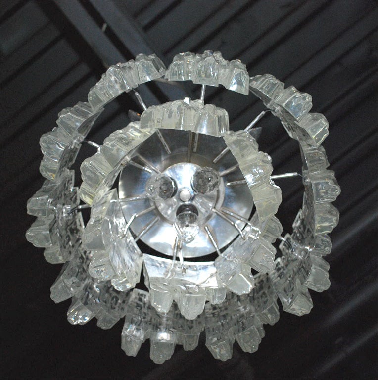 LUCITE ICICLE CHANDELIER 2