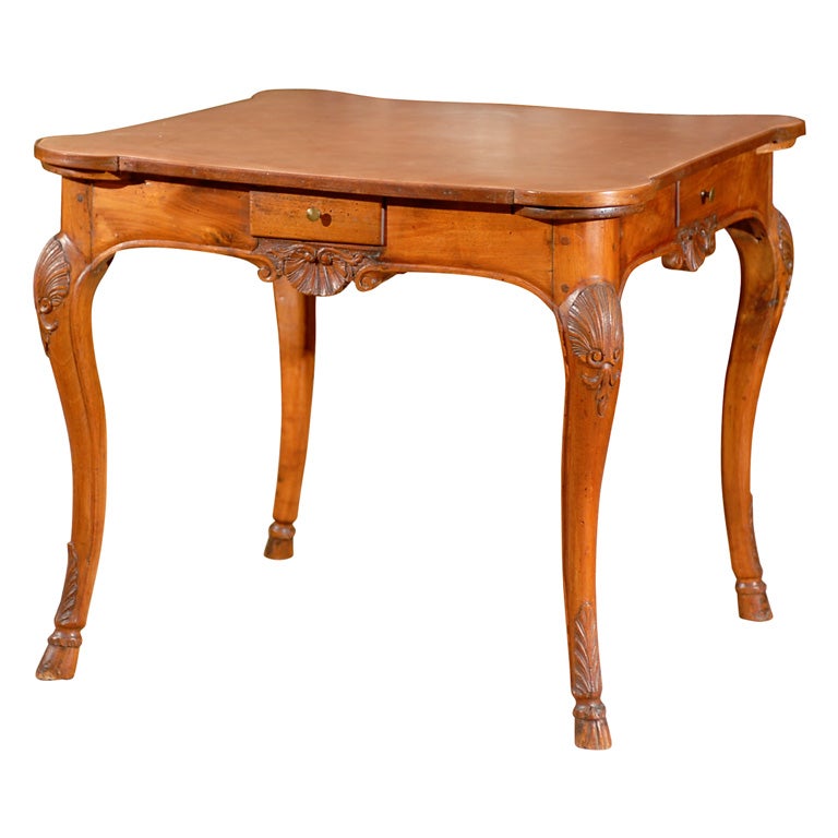 Regence Style Walnut Game Table with Scalloped Shell Carvings